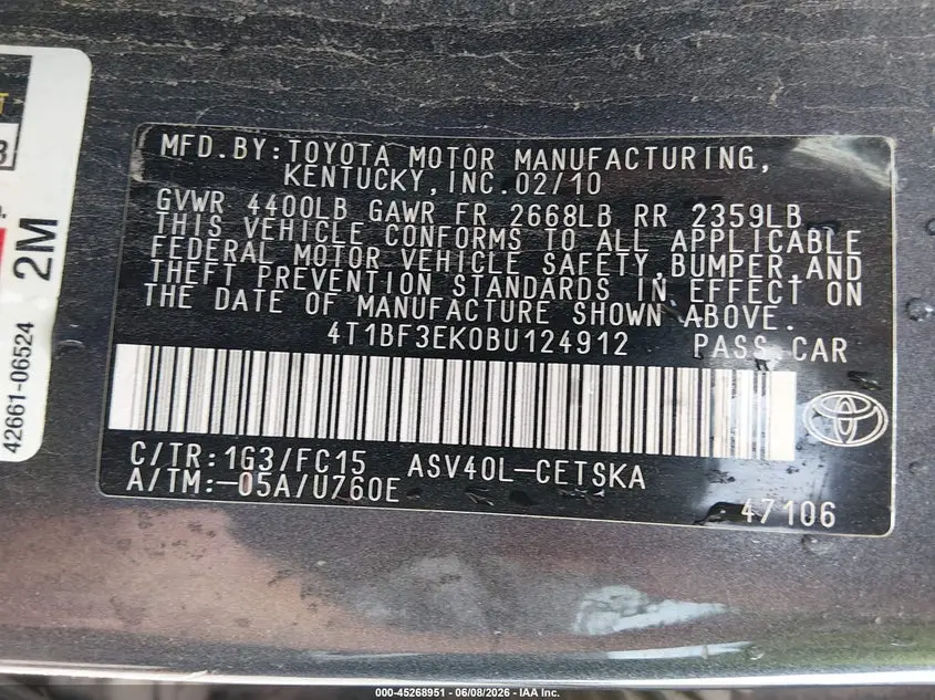 2011 TOYOTA CAMRY SE