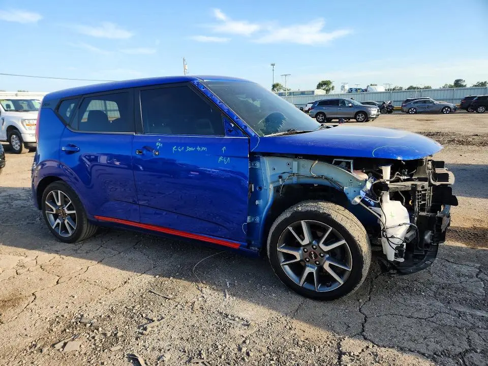 2022 KIA SOUL GT-LINE TURBO  