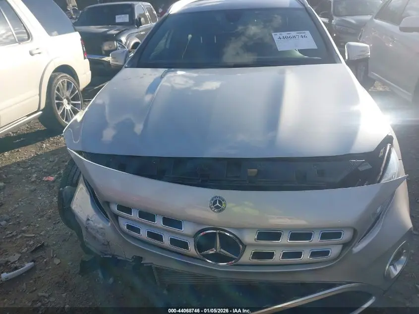 2018 MERCEDES-BENZ GLA 250  