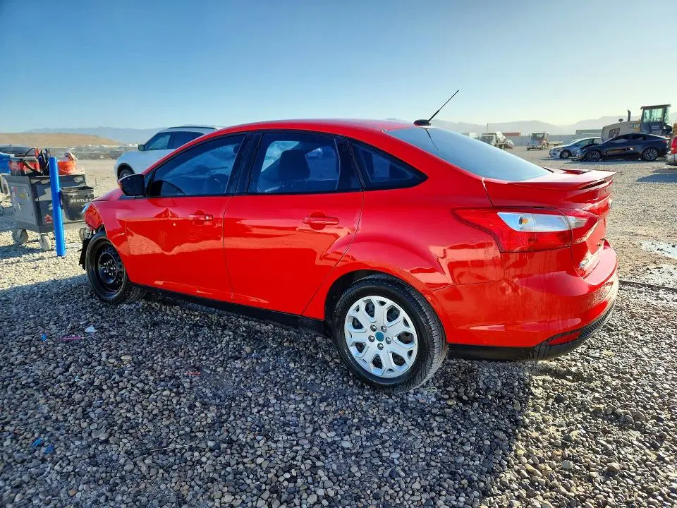 2012 FORD FOCUS SE  