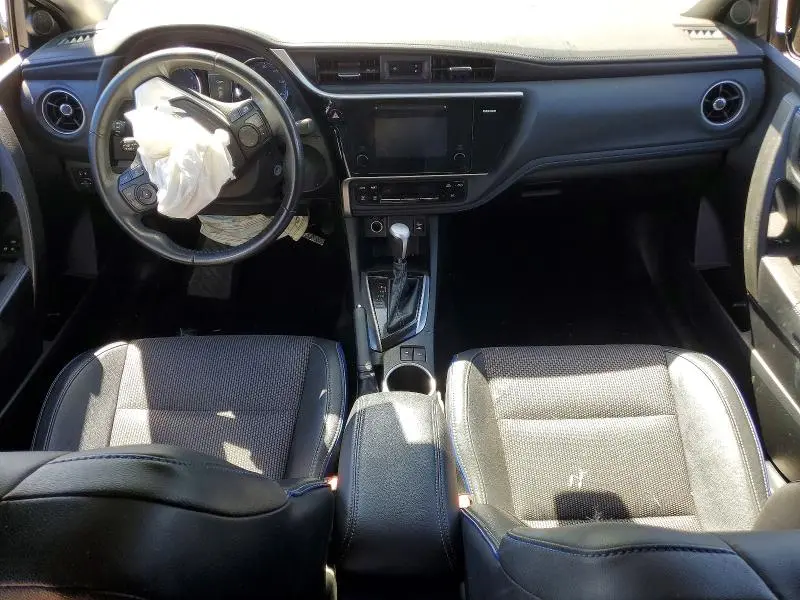 2017 TOYOTA COROLLA SE  