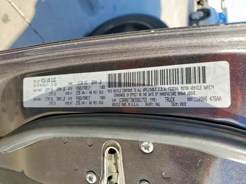 2019 RAM 1500 CLASSIC SLT  