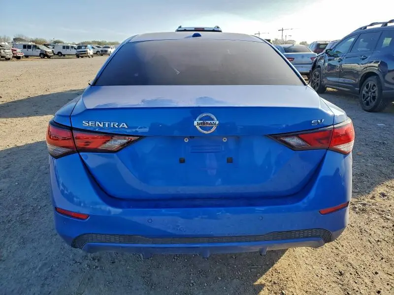 2022 NISSAN SENTRA SV  