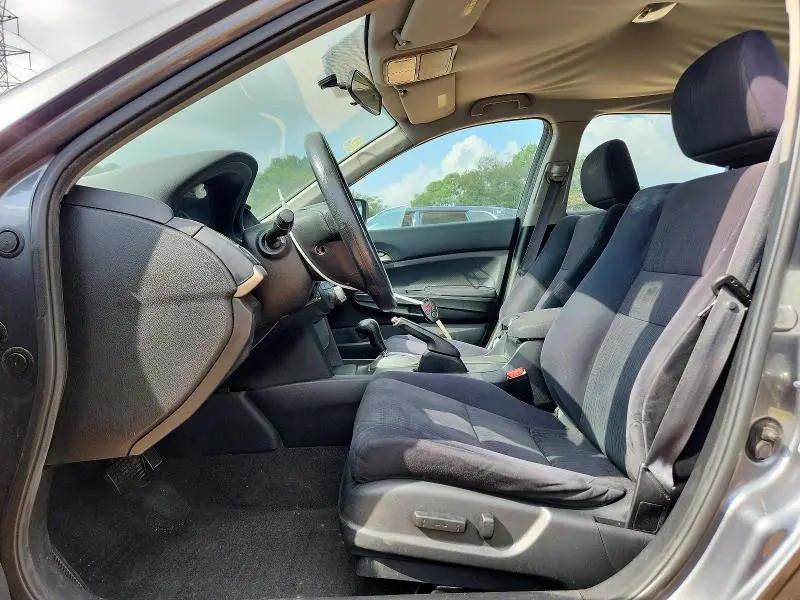 2011 HONDA ACCORD LXP  