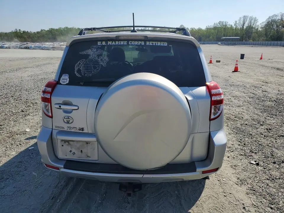 2010 TOYOTA RAV4 LIMITED  