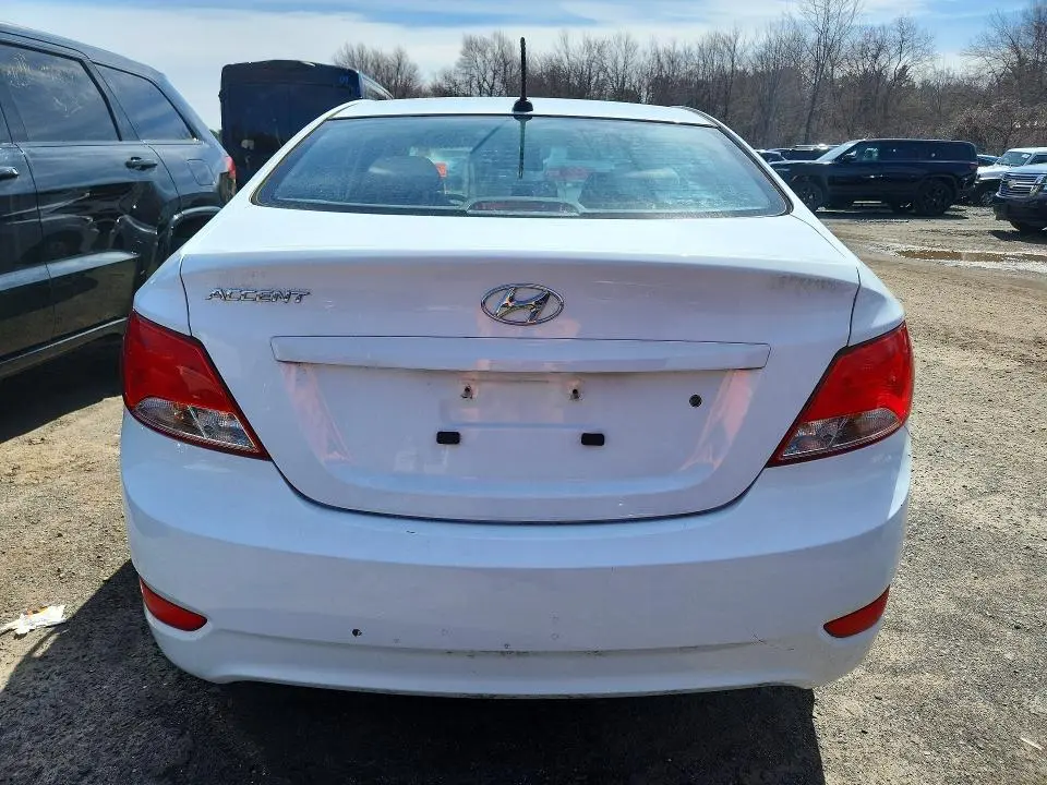 2016 HYUNDAI ACCENT SE  