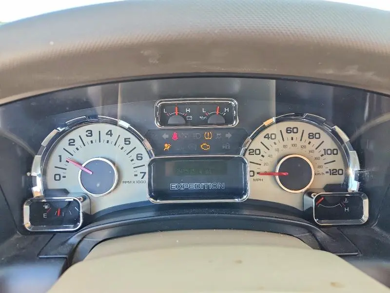 2011 FORD EXPEDITION XLT  