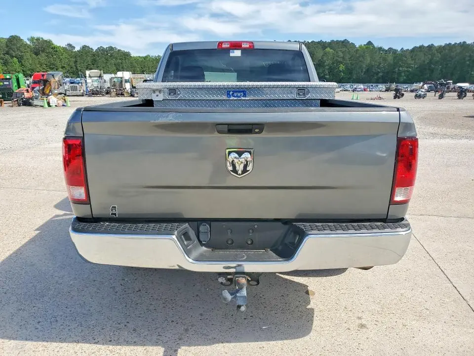 2013 RAM 1500 ST  