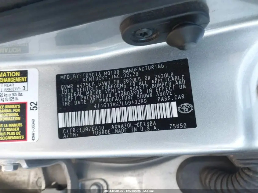 2020 TOYOTA CAMRY SE