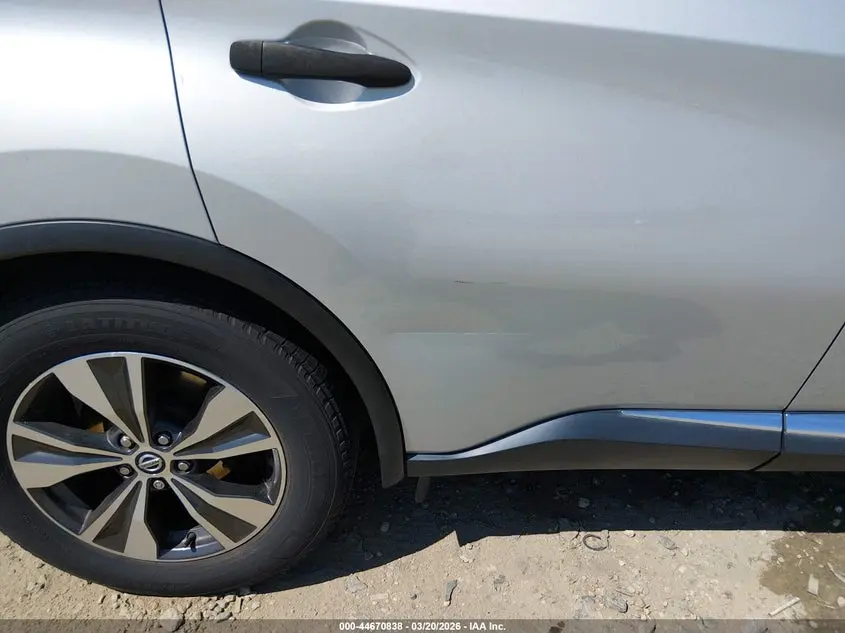 2019 NISSAN MURANO SV