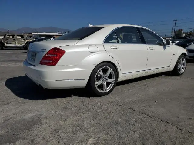 2011 MERCEDES-BENZ S 400  