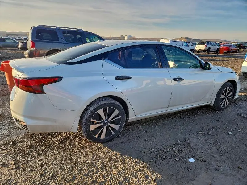2019 NISSAN ALTIMA SV  