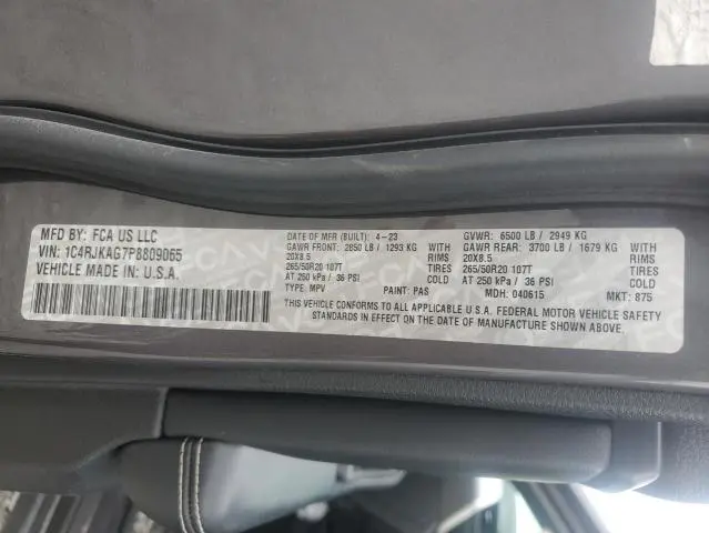 2023 JEEP GRAND CHEROKEE L LAREDO  