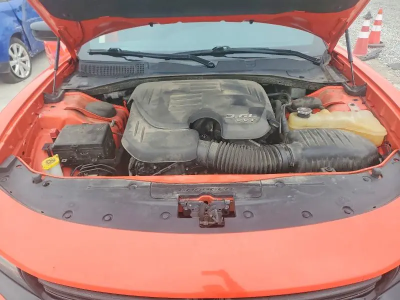 2019 DODGE CHARGER SXT  