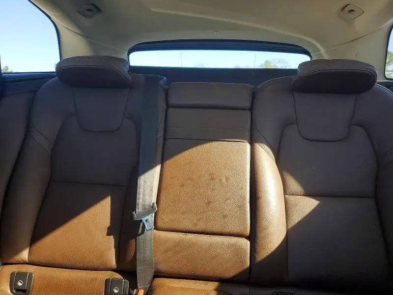 2019 VOLVO XC60 T6  