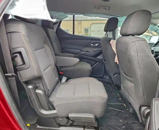 2020 CHEVROLET TRAVERSE LT  