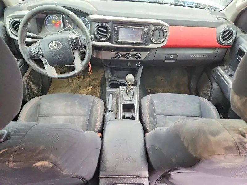 2017 TOYOTA TACOMA SR5  