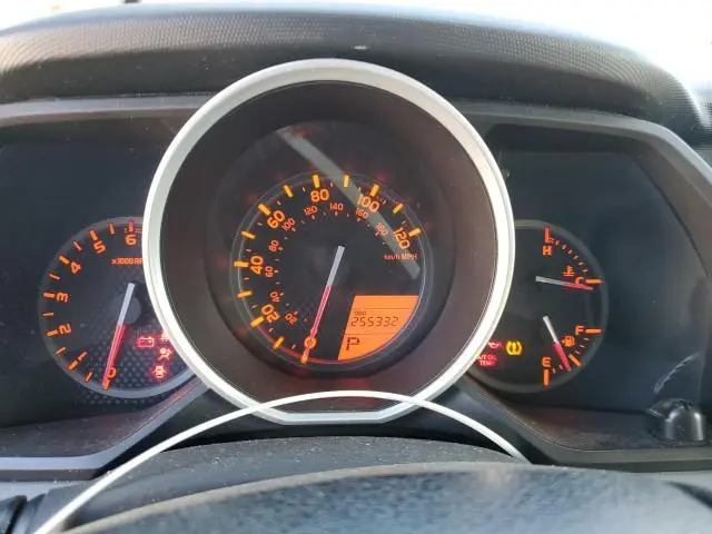 2010 TOYOTA 4RUNNER SR5  