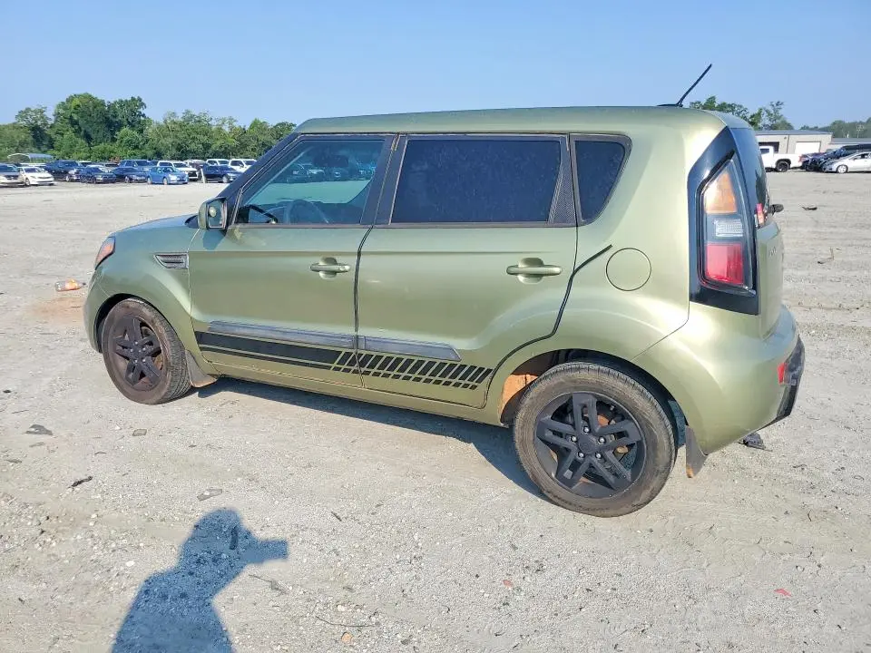 2011 KIA SOUL +  