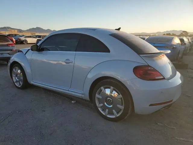 2019 VOLKSWAGEN BEETLE SE  