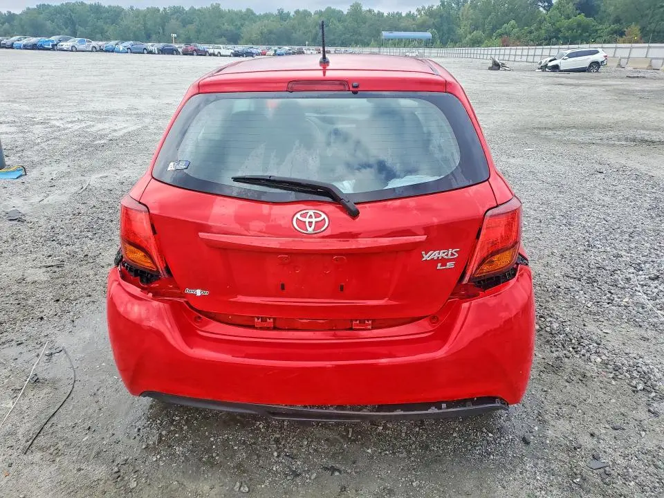 2015 TOYOTA YARIS 3-DOOR LE  