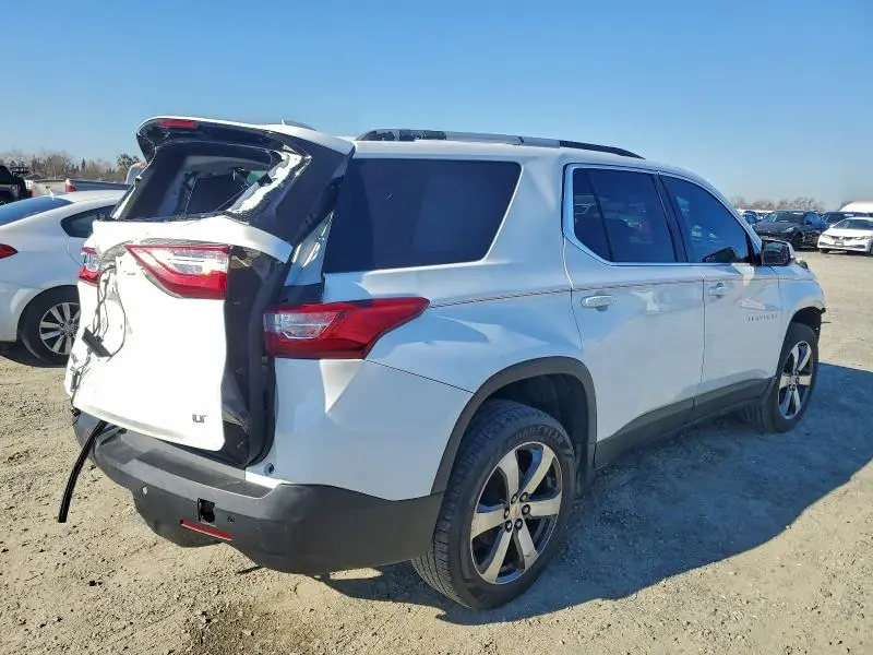 2018 CHEVROLET TRAVERSE LT  