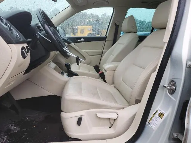 2012 VOLKSWAGEN TIGUAN S  