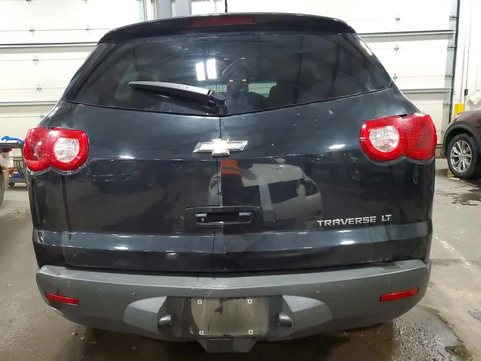 2012 CHEVROLET TRAVERSE LT  