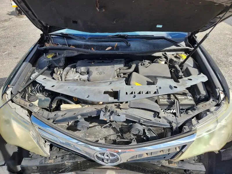 2012 TOYOTA CAMRY LE  
