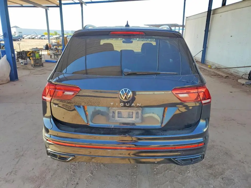 2023 VOLKSWAGEN TIGUAN SE R-LINE BLACK  