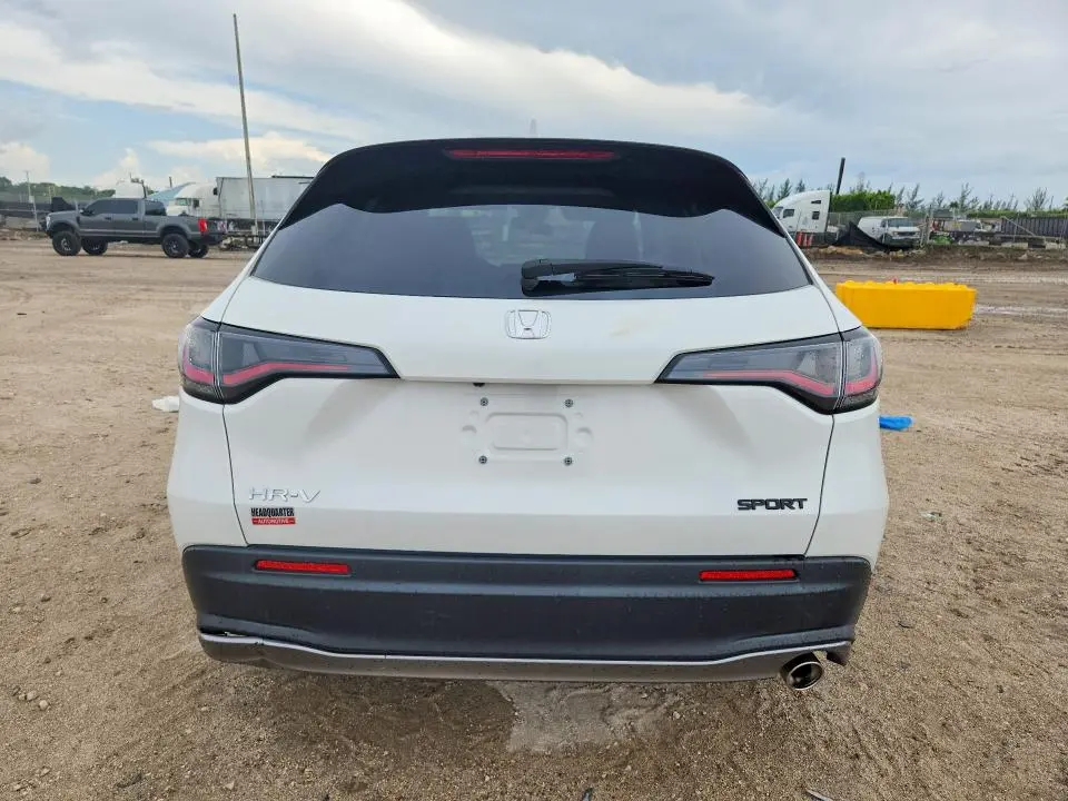 2025 HONDA HR-V SPORT  
