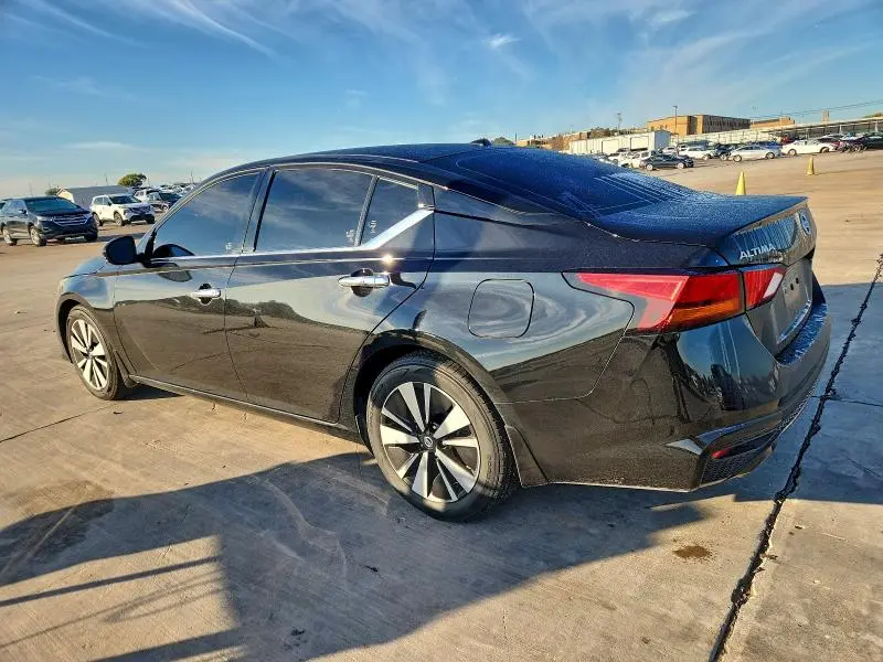 2019 NISSAN ALTIMA SV  