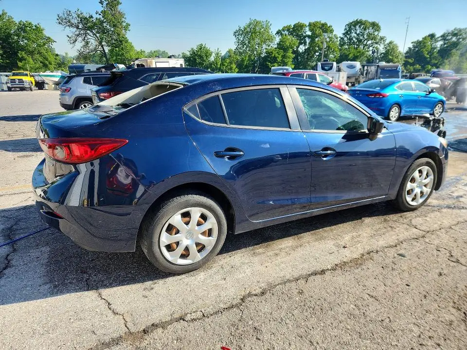 2018 MAZDA 3   