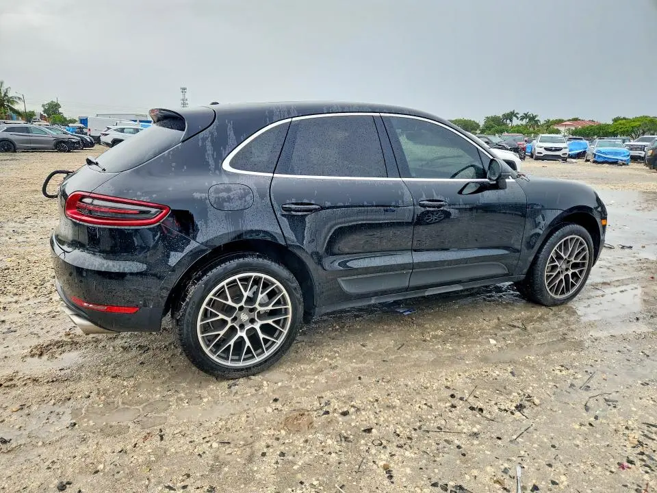 2017 PORSCHE MACAN S  