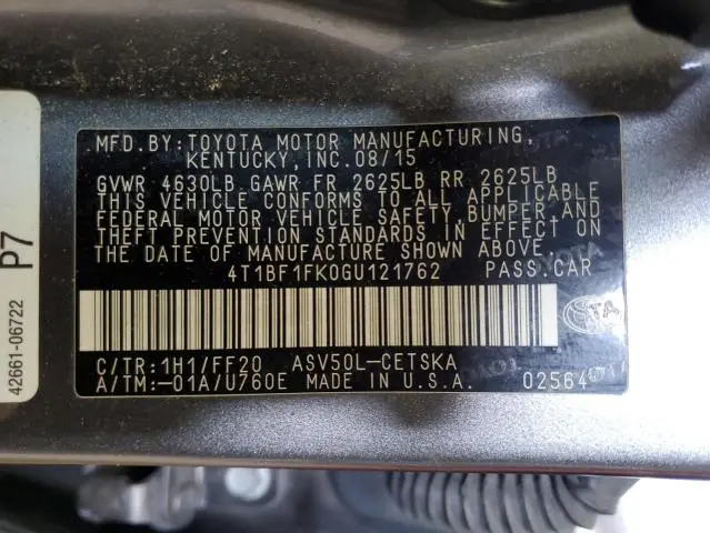 2016 TOYOTA CAMRY LE  