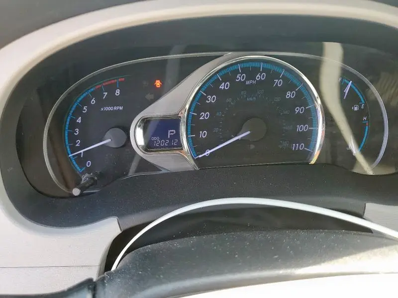 2012 TOYOTA SIENNA XLE 7 PASSENGER  