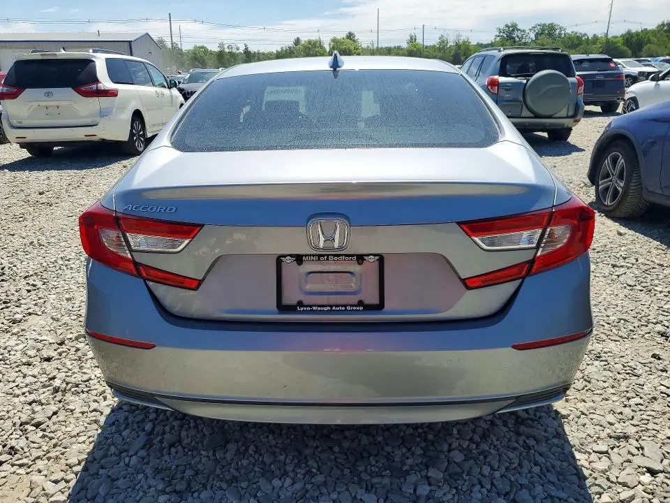 2018 HONDA ACCORD LX  
