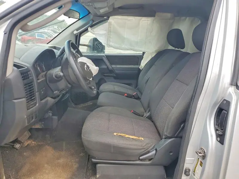 2010 NISSAN TITAN XE  