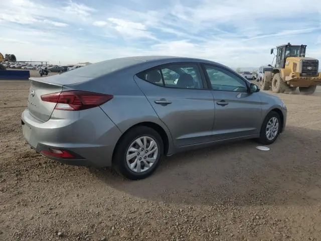 2019 HYUNDAI ELANTRA SE  