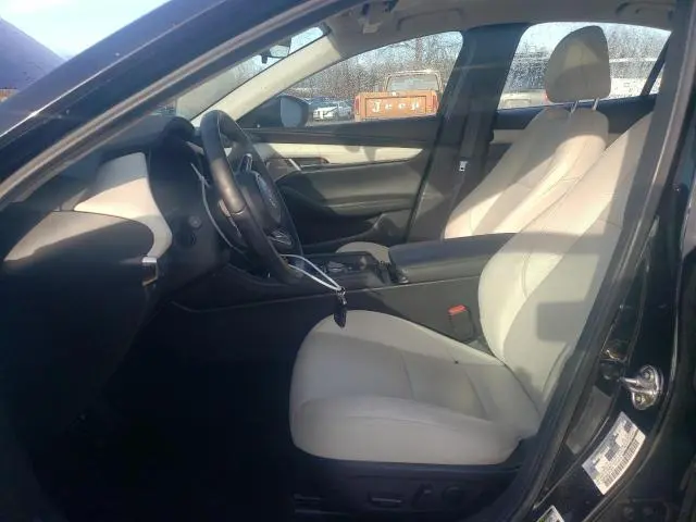 2020 MAZDA 3 PREMIUM  