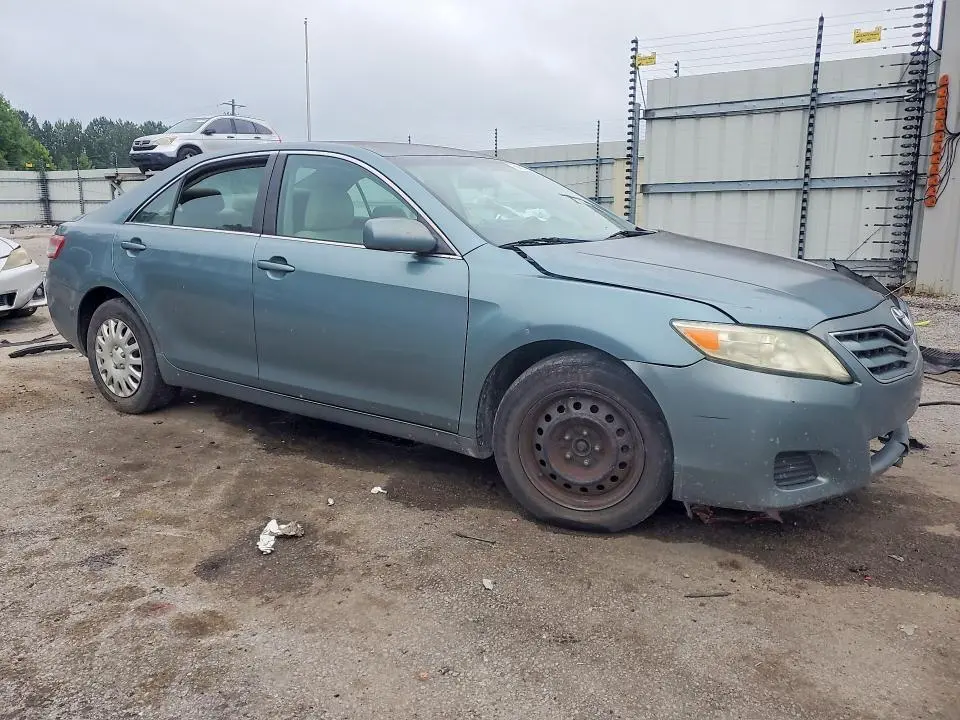 2010 TOYOTA CAMRY LE  