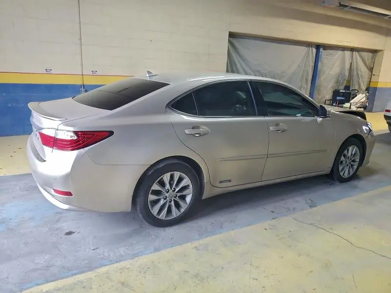 2014 LEXUS ES 300H  