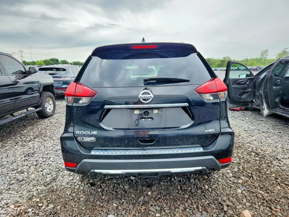 2017 NISSAN ROGUE S  