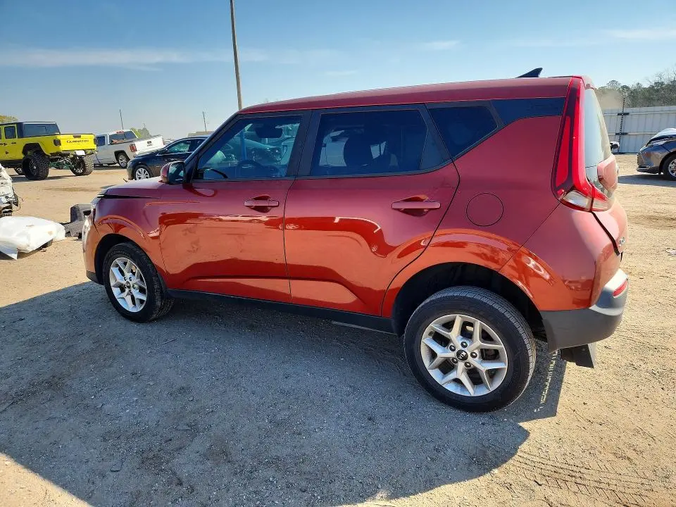 2021 KIA SOUL S  