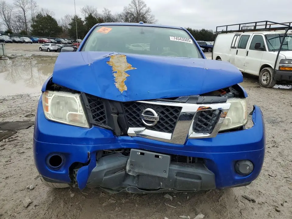 2012 NISSAN FRONTIER S  