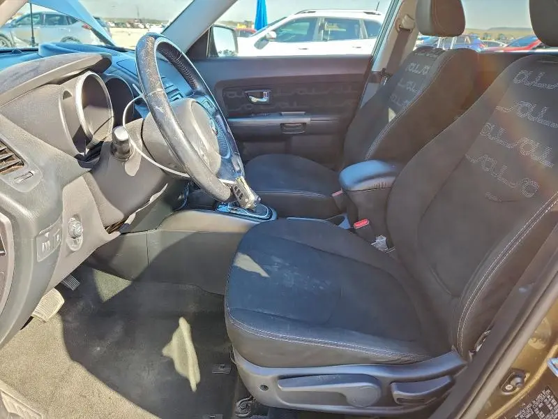2013 KIA SOUL +  