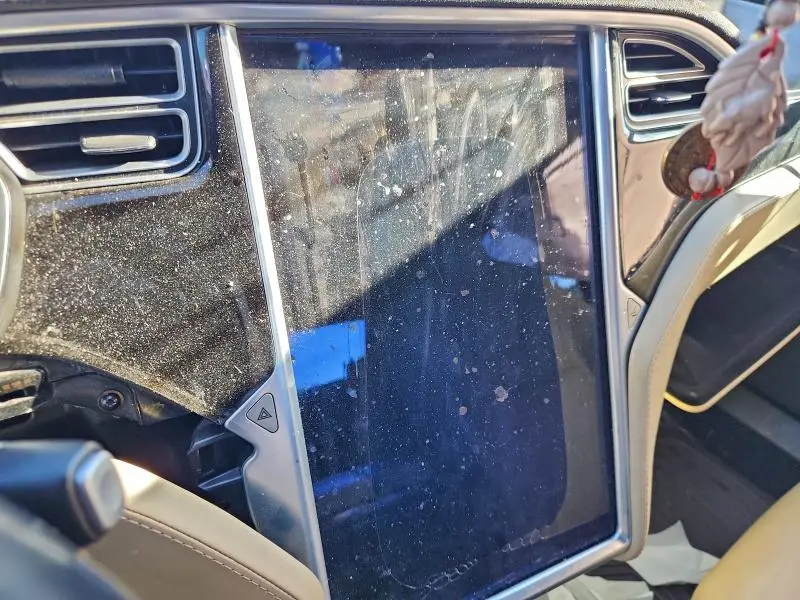 2015 TESLA MODEL S   