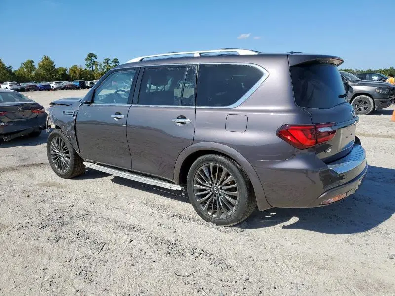 2023 INFINITI QX80 LUXE  