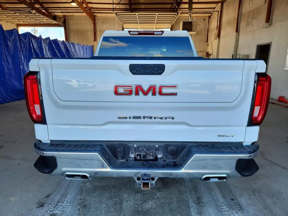 2025 GMC SIERRA K1500 SLT  
