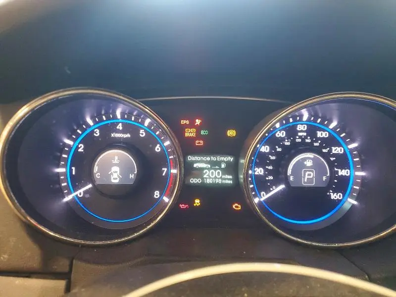 2012 HYUNDAI SONATA GLS  